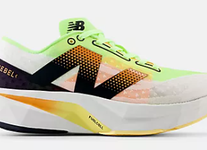 New Balance, Fuelcell Rebel V4, White, Joggesko